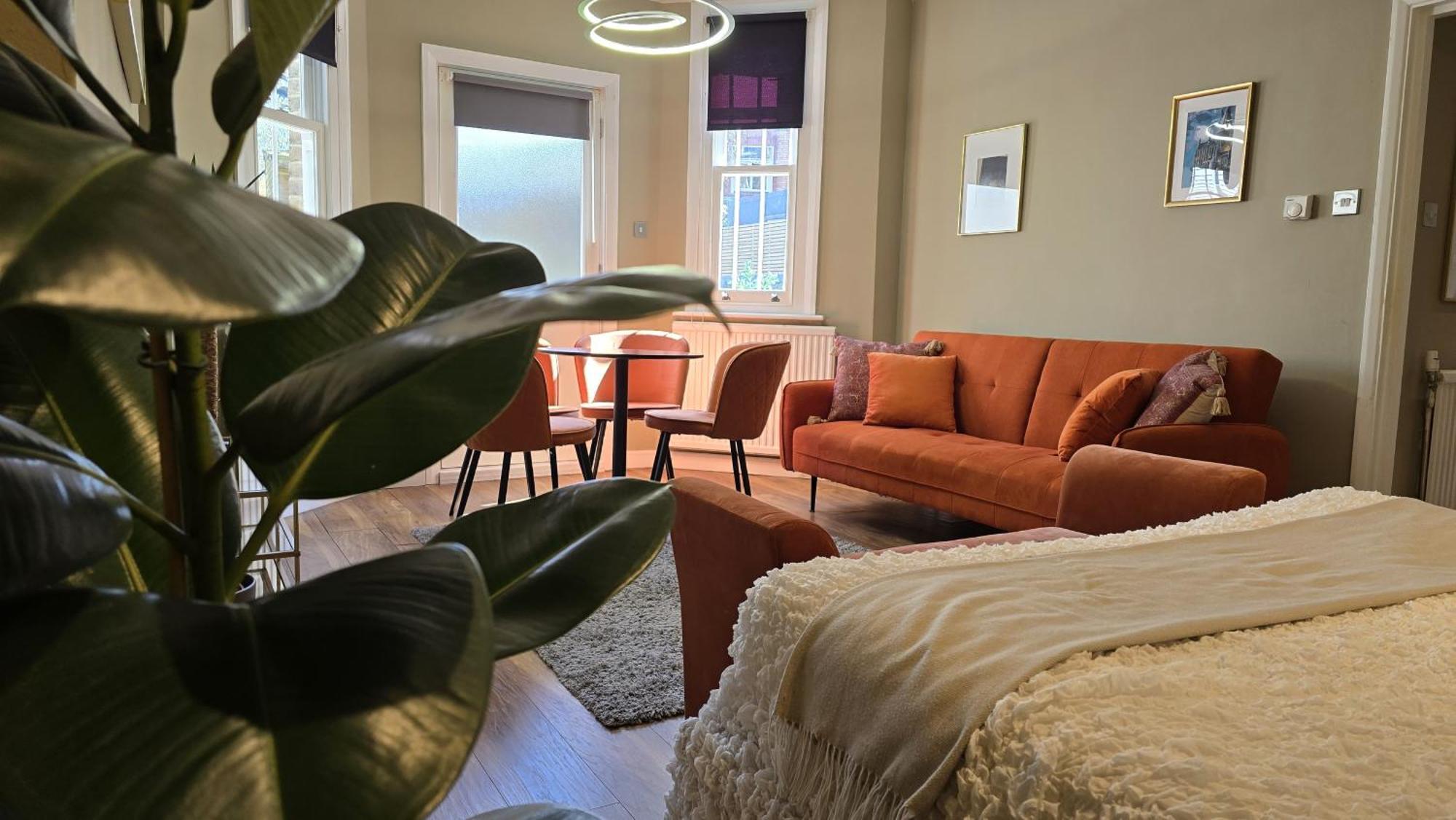 Spacious Studio For 4 Flat Near Regents Park N2 ロンドン エクステリア 写真
